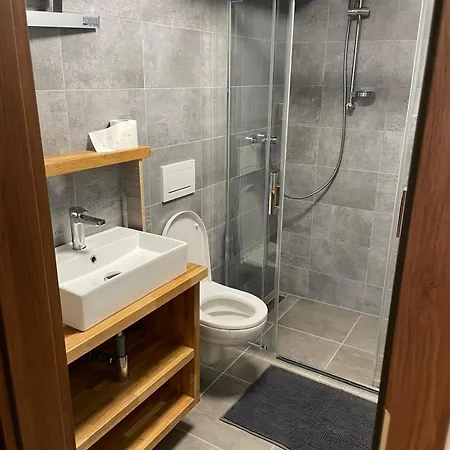 Lysa Hora Apartment *